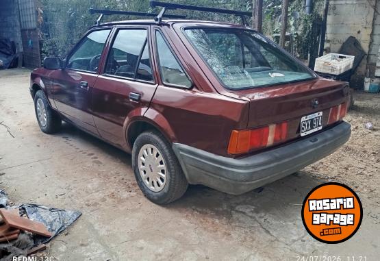 Autos - Ford Escort LX 1994 Nafta 145000Km - En Venta