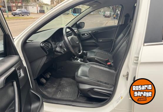 Autos - Peugeot 301 2017 Nafta 75000Km - En Venta