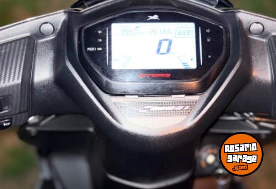 Motos - TVS Ntorq 125 2023 Nafta 26000Km - En Venta