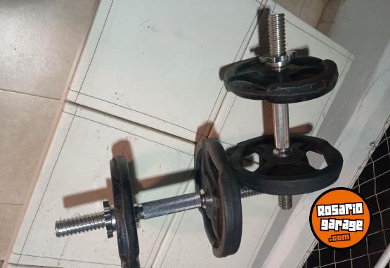 Deportes - Excelente Par de Mancuernas Cromadas Macizas Premium con Rosca y 20 Kg de Discos con Agarre - En Venta