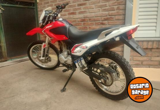 Motos - Motomel Skua 250 PRO 2018 Nafta 9500Km - En Venta