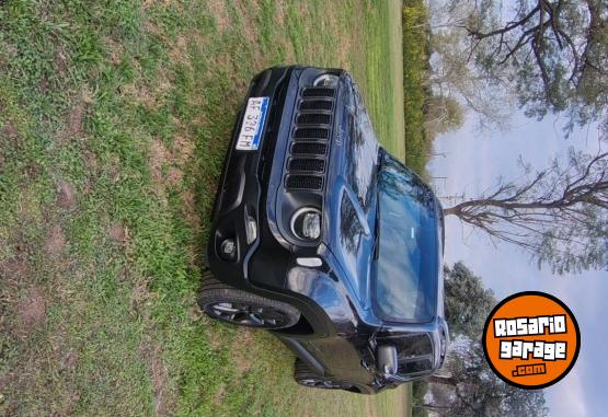 Camionetas - Jeep Jeep Renegade 2022 Nafta 67000Km - En Venta