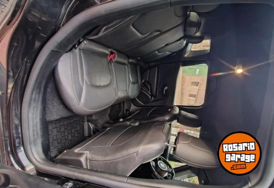 Camionetas - Jeep Jeep Renegade 2022 Nafta 67000Km - En Venta