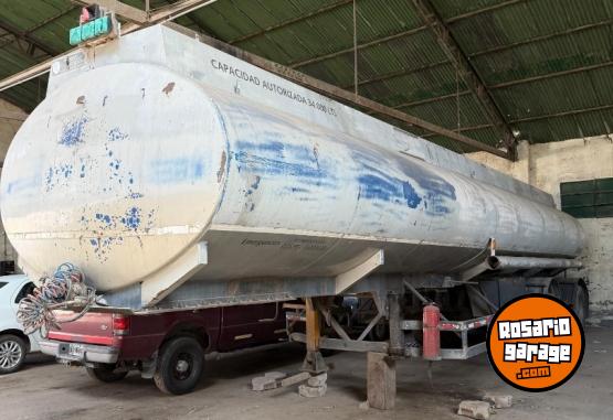 Camiones y Gr�as - SEMIRREMOLQUE ACERO FANGIO 1+1 35.000 LTS - En Venta