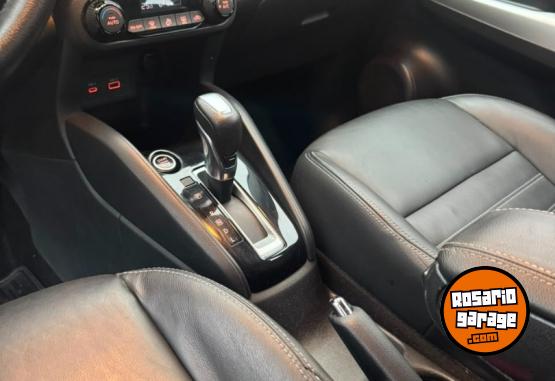 Camionetas - Nissan Kicks Exclusive 1.6 AT 2021 Nafta 92000Km - En Venta