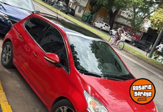 Autos - Peugeot 208 Feline 2015 Nafta 154000Km - En Venta