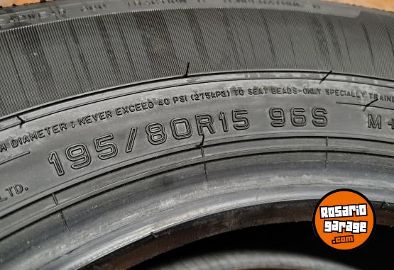Accesorios para Autos - Cubiertas Neumáticos 195 80 R15 - En Venta