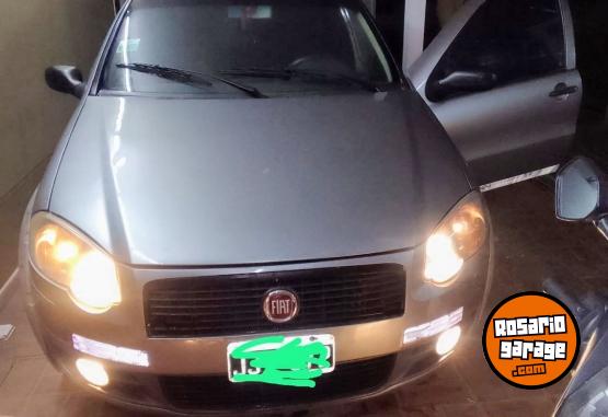 Camionetas - Fiat Strada TREAKING CABINA EX 2010 Diesel 180000Km - En Venta