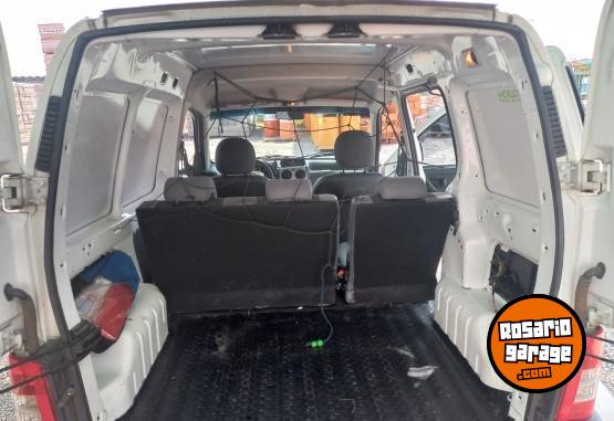 Utilitarios - Peugeot Partner 2014 Diesel 150000Km - En Venta