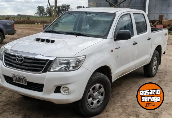 Camionetas - Toyota Hilux L12 DX 2015 Diesel 380000Km - En Venta