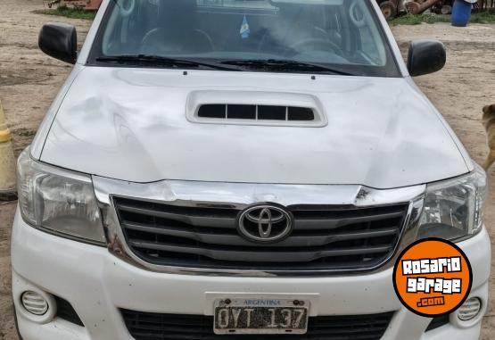 Camionetas - Toyota Hilux L12 DX 2015 Diesel 380000Km - En Venta