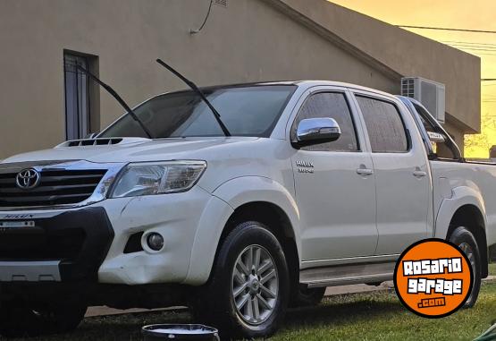 Camionetas - Toyota Hilux 2015 Diesel 195000Km - En Venta