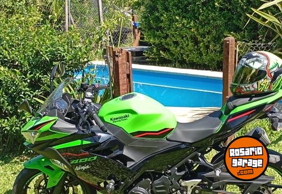 Motos - Kawasaki Kawasaki ABS Racing team 2022 Nafta 9000Km - En Venta