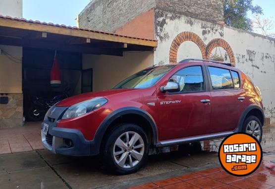 Autos - Renault Sandero stepway 2011 Nafta 175000Km - En Venta