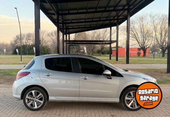 Autos - Peugeot 308 2020 Diesel 115000Km - En Venta