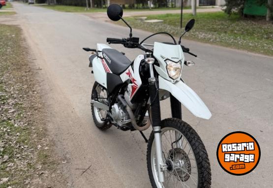 Motos - Honda Xr 250 tornado 2025 Nafta 10000Km - En Venta