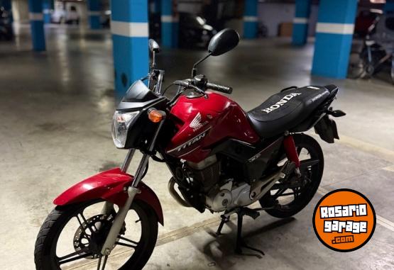Motos - Honda New titan 2019 Nafta 27000Km - En Venta