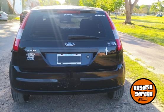 Autos - Ford Fiesta Ambiente 2007 Nafta 162000Km - En Venta