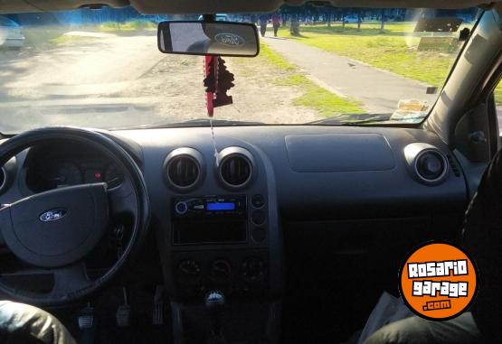 Autos - Ford Fiesta Ambiente 2007 Nafta 162000Km - En Venta