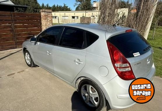 Autos - Hyundai I30 2011 Nafta 200000Km - En Venta