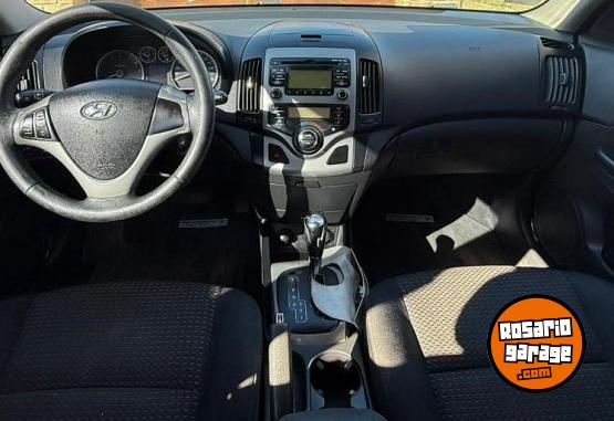 Autos - Hyundai I30 2011 Nafta 200000Km - En Venta
