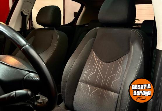 Autos - Peugeot 308 2017 Diesel 128000Km - En Venta