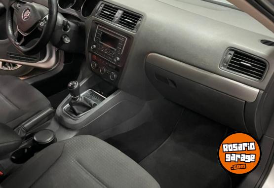 Autos - Volkswagen VENTO COMFORTLINE 2.0 2015 GNC 180000Km - En Venta