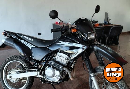 Motos - Honda TORNADO 250 2020 Nafta 24000Km - En Venta
