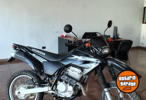 Motos - Honda TORNADO 250 2020 Nafta 24000Km - En Venta