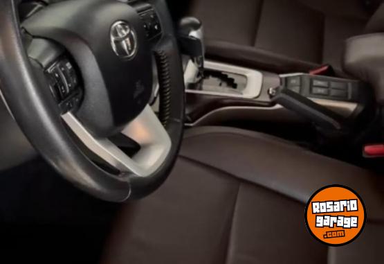 Camionetas - Toyota TDI SRX AUT L/16 2018 Diesel 250000Km - En Venta