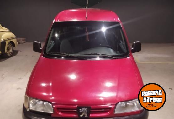Autos - Peugeot 1.9 Furgon 5 plazas 2006 Diesel 226000Km - En Venta