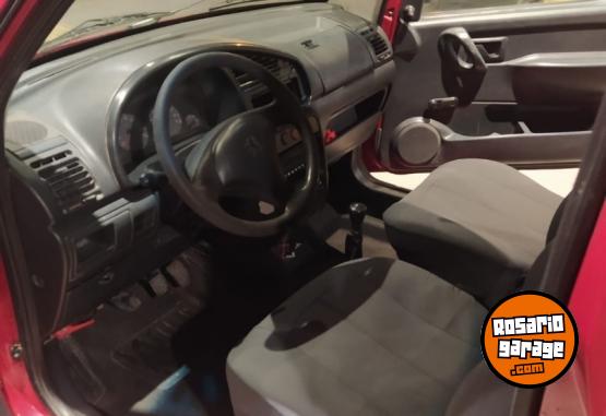 Autos - Peugeot 1.9 Furgon 5 plazas 2006 Diesel 226000Km - En Venta