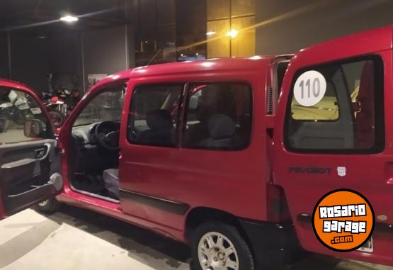 Autos - Peugeot 1.9 Furgon 5 plazas 2006 Diesel 226000Km - En Venta