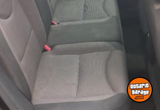 Autos - Peugeot 308 2014 Nafta 160000Km - En Venta