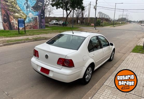 Autos - Volkswagen Bora 2012 Nafta 120000Km - En Venta