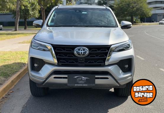 Autos - Toyota TOYOTA Sw4 SRX 7 as 2022 Diesel 107000Km - En Venta