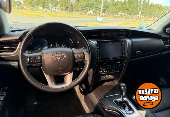 Autos - Toyota TOYOTA Sw4 SRX 7 as 2022 Diesel 107000Km - En Venta