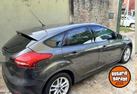 Autos - Ford Focus III SE Plus 2015 Nafta 94000Km - En Venta