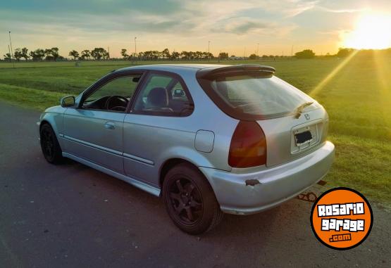 Autos - Honda Civic 1998 Nafta 212000Km - En Venta