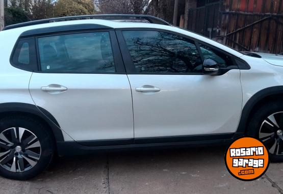 Autos - Peugeot 2008 feline 2020 GNC 75000Km - En Venta
