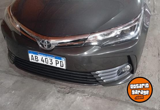 Autos - Toyota Corolla SEG 2017 Nafta 125000Km - En Venta
