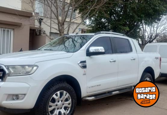 Camionetas - Ford RANGER LIMITED 2017 Diesel 215000Km - En Venta