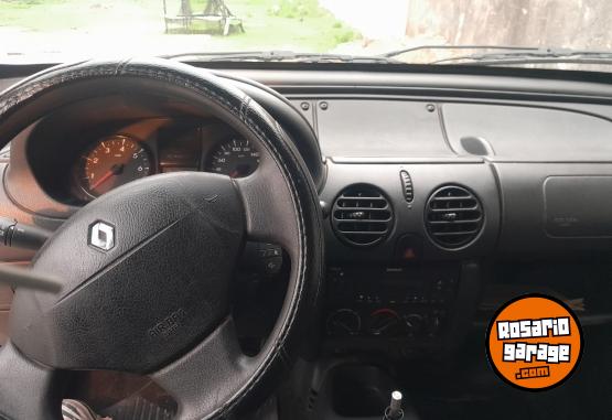 Utilitarios - Renault Kango 2018 Nafta 108697Km - En Venta