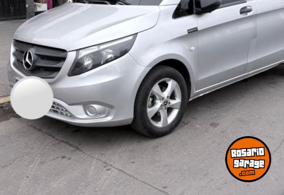 Utilitarios - Mercedes Benz Vito 2019 Diesel 170000Km - En Venta