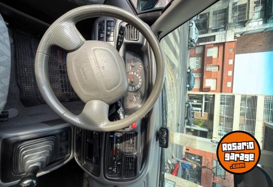 Autos - Suzuki Grand Vitara 2.0 3 puerta 1999 Nafta 109000Km - En Venta