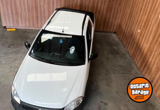 Utilitarios - Fiat Strada 2017 Nafta 157000Km - En Venta
