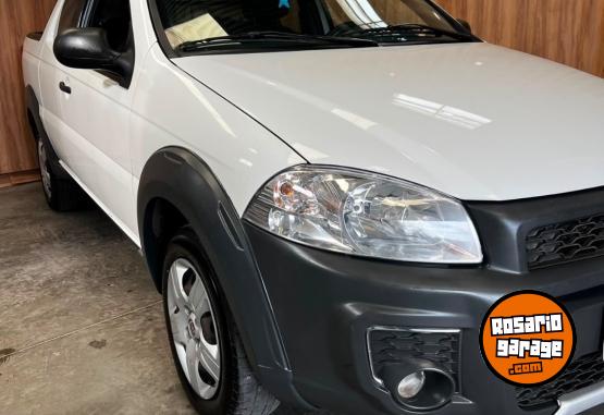 Utilitarios - Fiat Strada 2017 Nafta 157000Km - En Venta