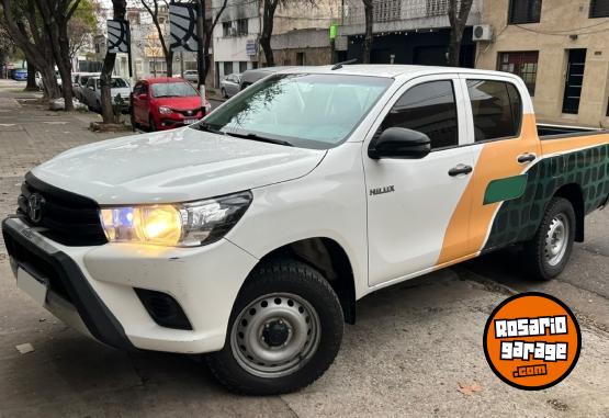 Autos - Toyota Hilux 2019 Diesel 300000Km - En Venta
