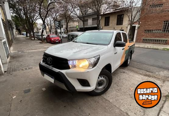 Autos - Toyota Hilux 2019 Diesel 300000Km - En Venta