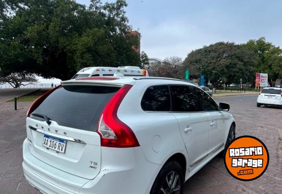 Camionetas - Volvo XC60 T6 High Luxury AT 2016 Nafta 131800Km - En Venta